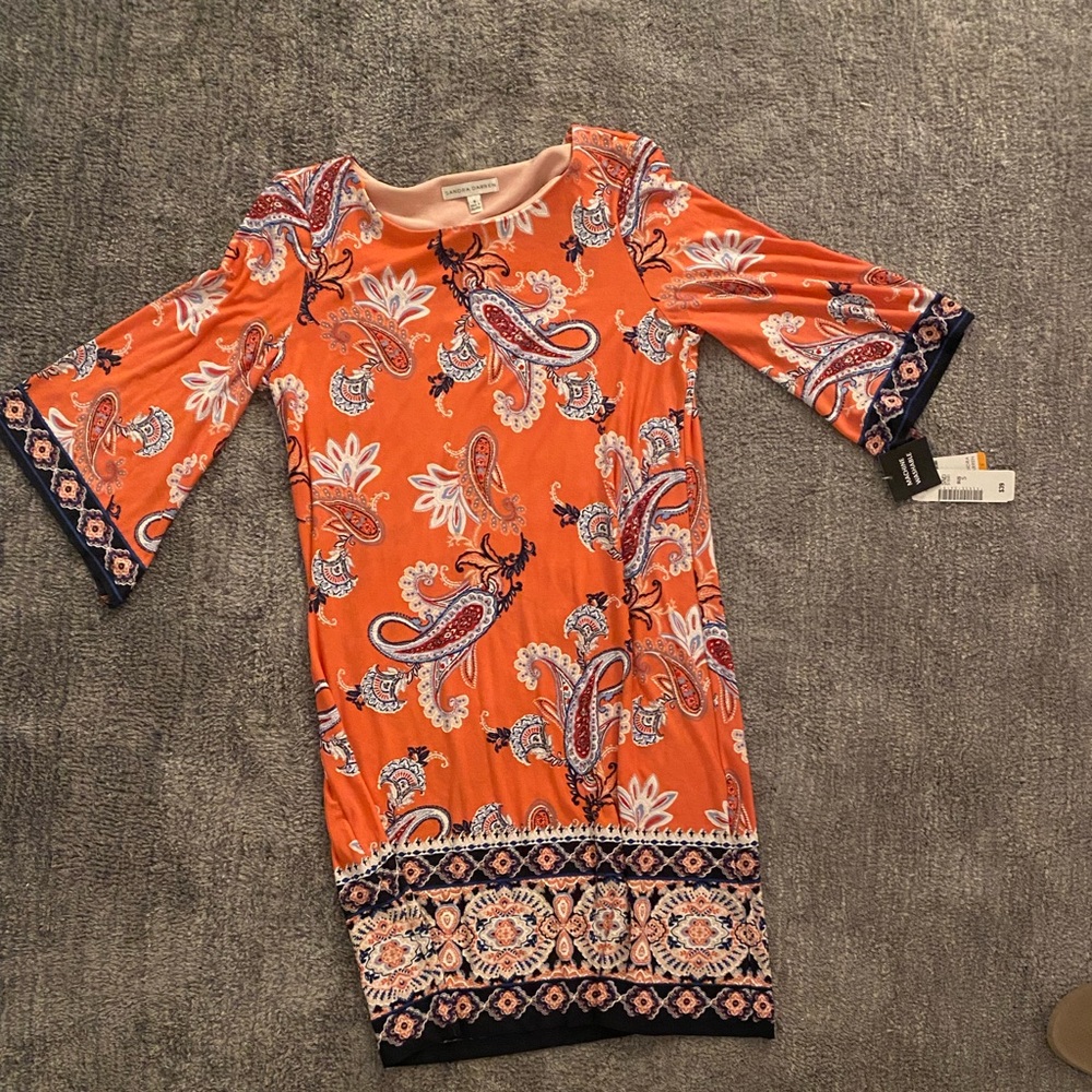 NWT. Woman’s Paisley Dress
